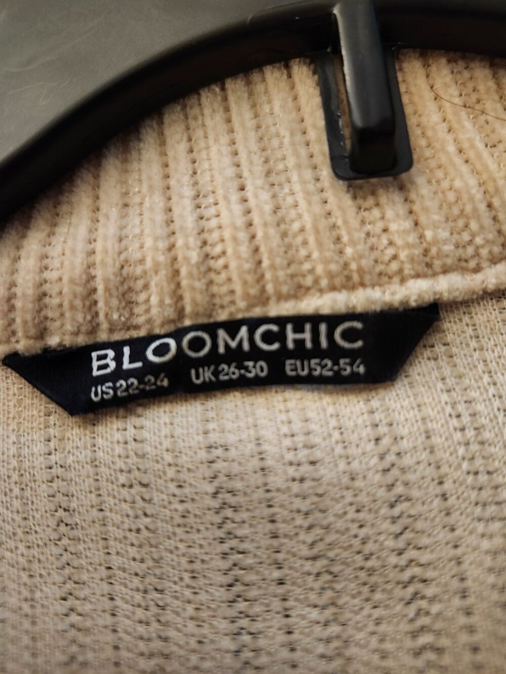 Pullover top - Picture 2 of 2